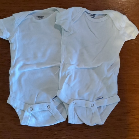 0-3 month clothing bundle - Picture 4 of 9